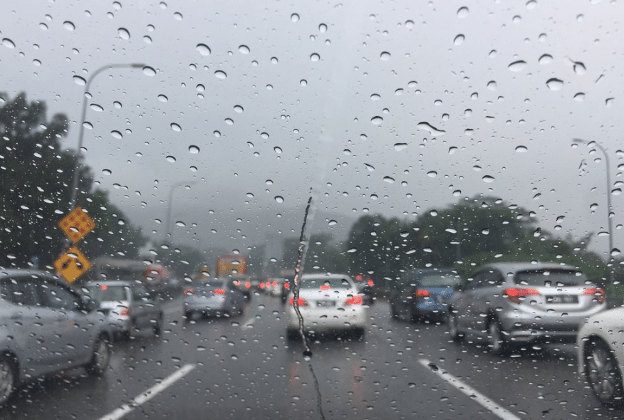 5 Tips For Driving Safely In The Rain